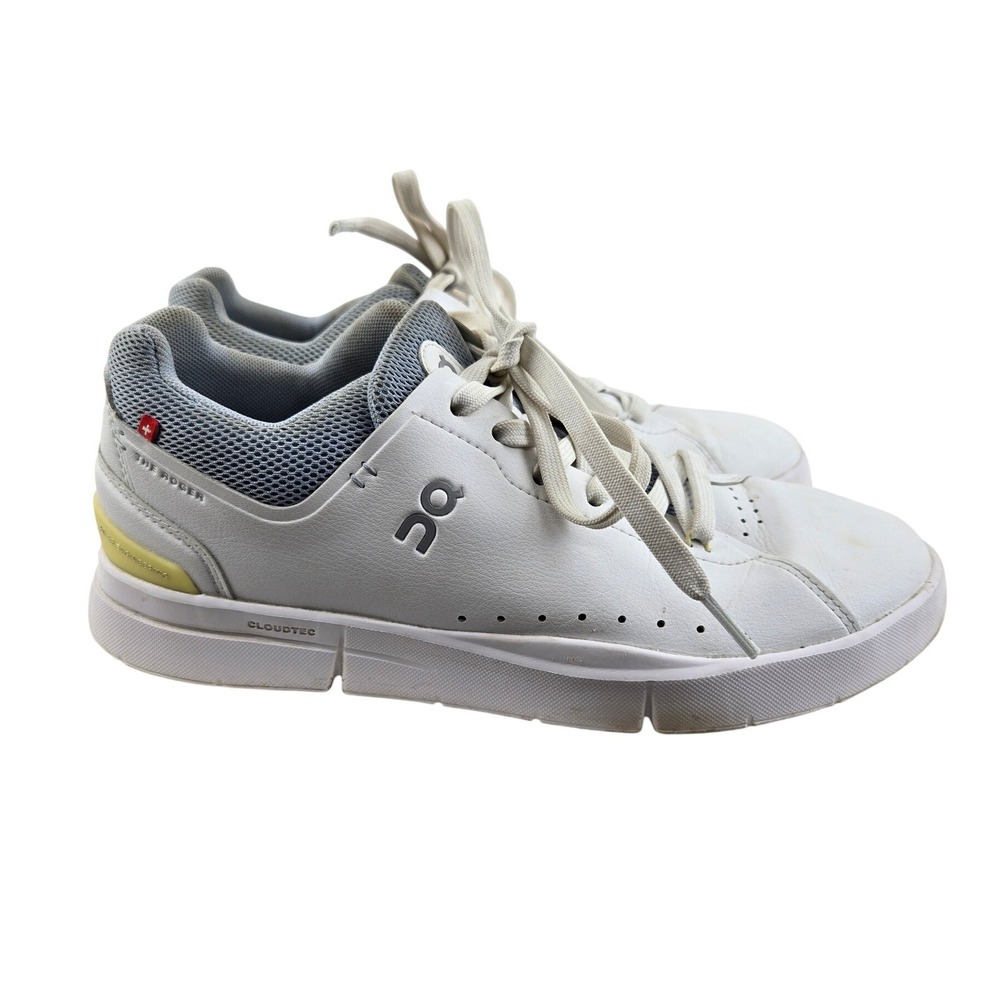 On Running The Roger Advantage Womens White Grey Sneakers Size 8 Comfort